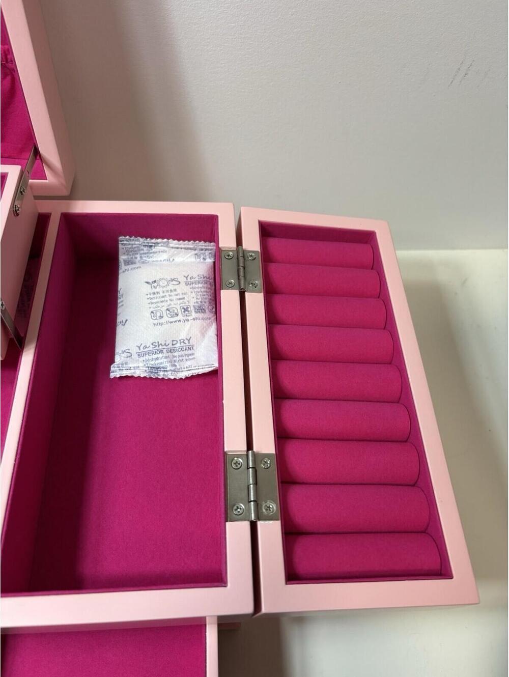 Barbie Baubles Wooden Jewelry Box by Mele and Co - Bling & Style! - Picture 6 of 14
